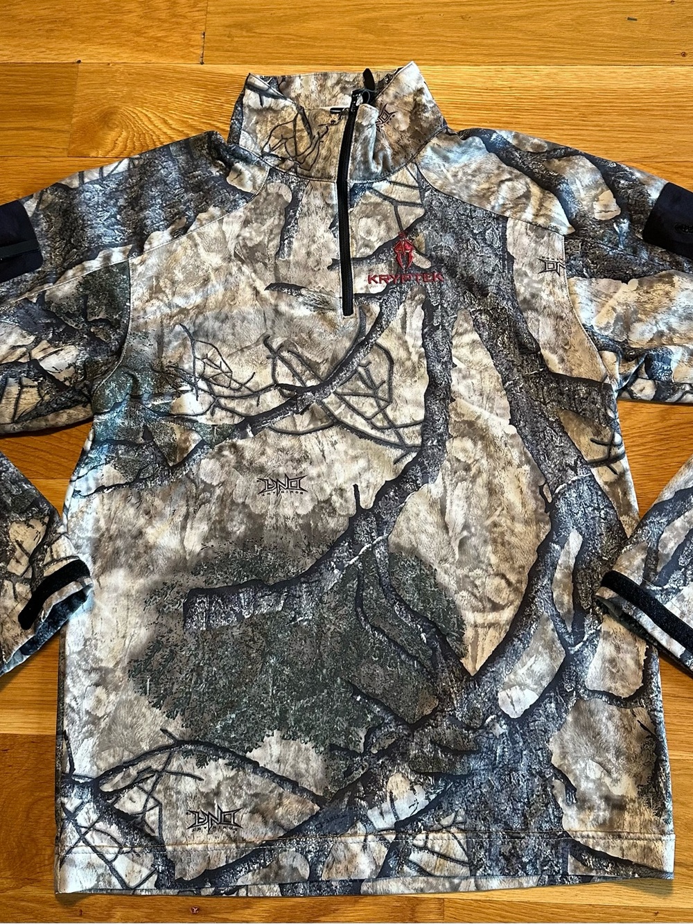 Kryptek Men’s Camo Performance Quarter-Zip Jacket - Gray/Black